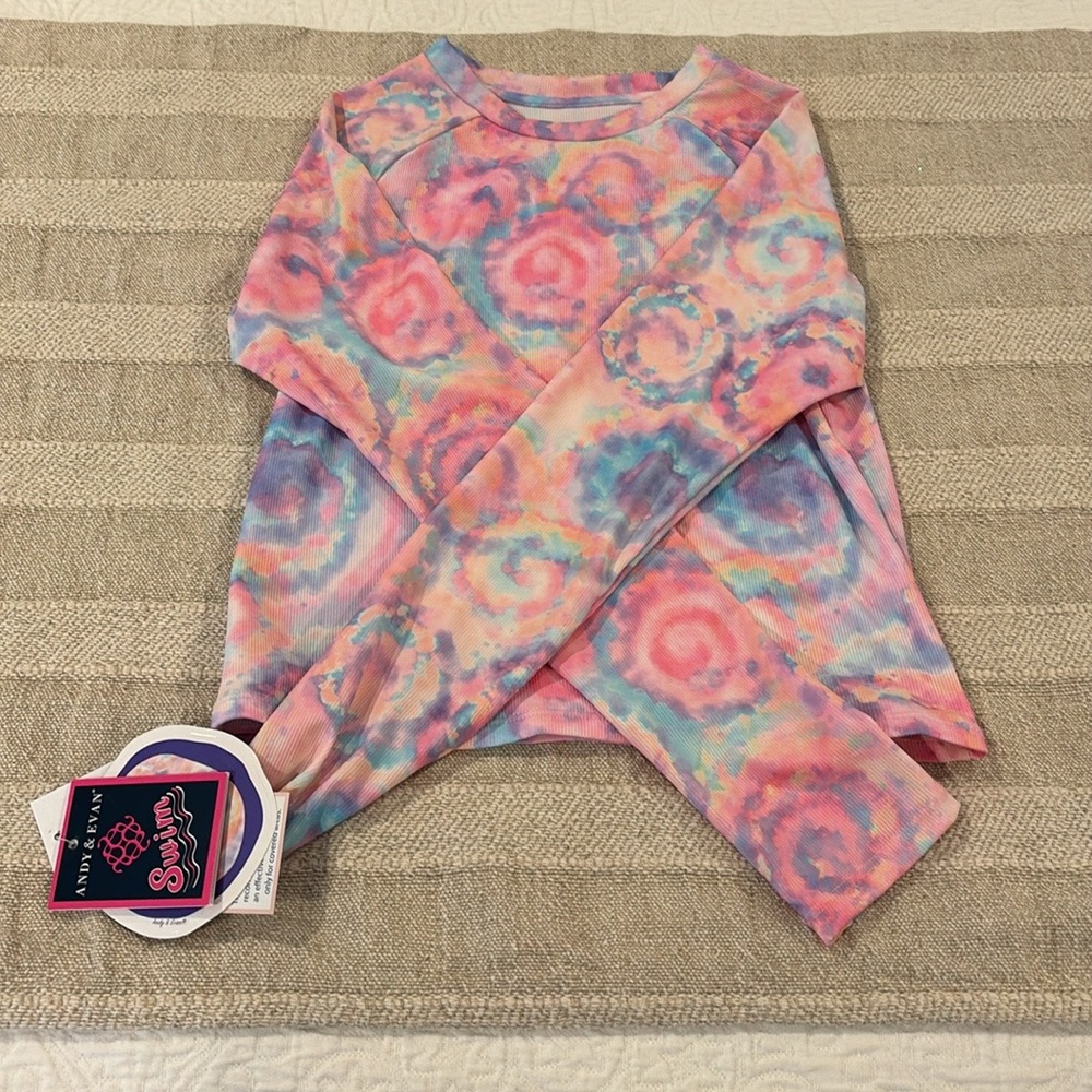 Andy & Evan Rashguard Size Large NEW